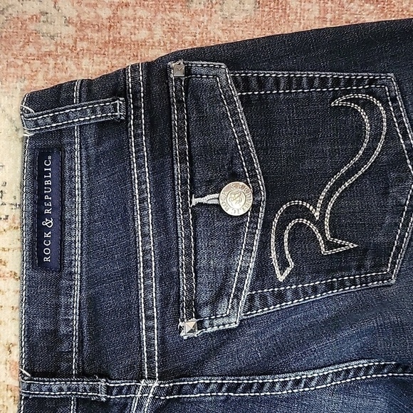 Rock & Republic Kendall Dark Wash White Stitch Straight Leg Jeans - Size 6 - Picture 5 of 9